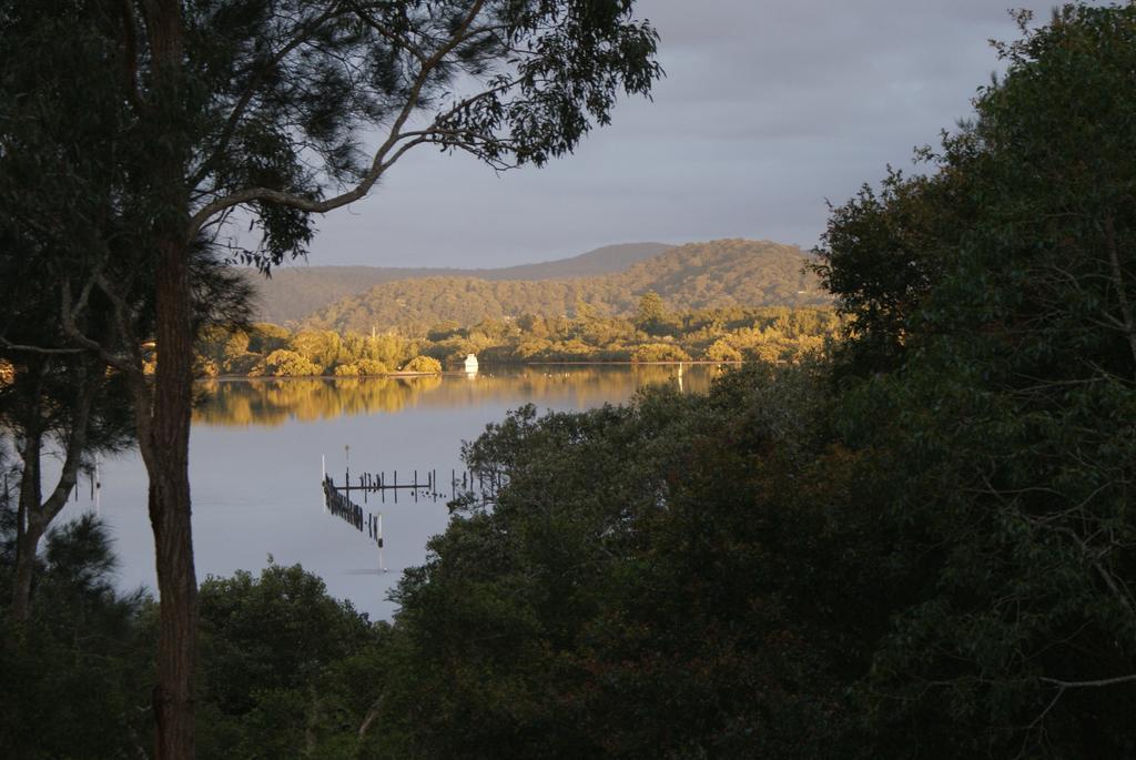 Blue Gum Cottage On Bay Bensville Exterior photo